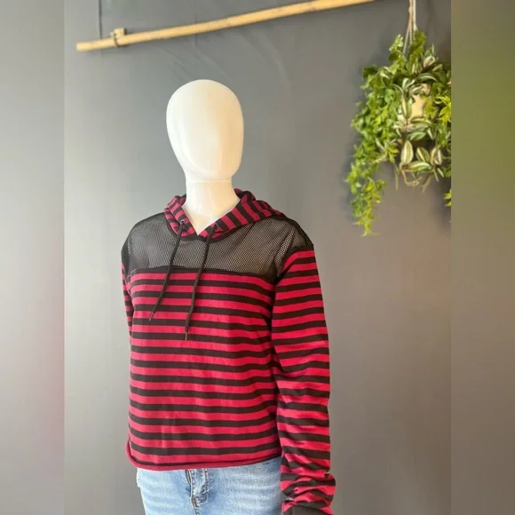 Hot topic - Picture 13 of 14